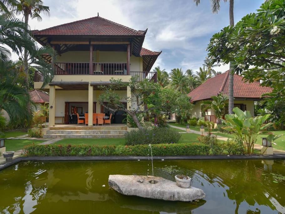 Villa Singkenken Kubutambahan  Luaran gambar