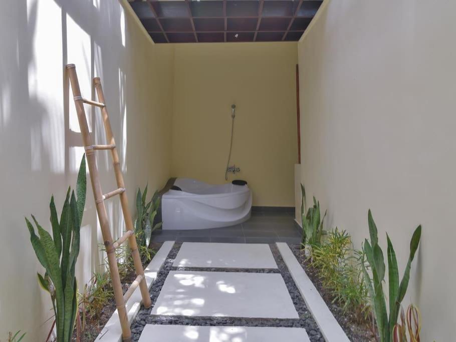 Villa Singkenken Kubutambahan  Luaran gambar