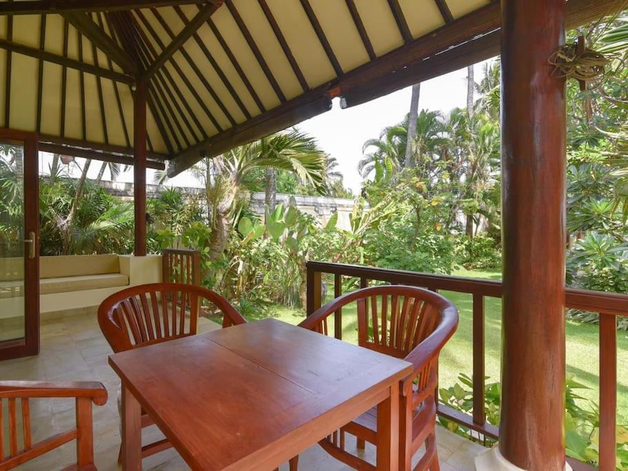 Villa Singkenken Kubutambahan  Luaran gambar