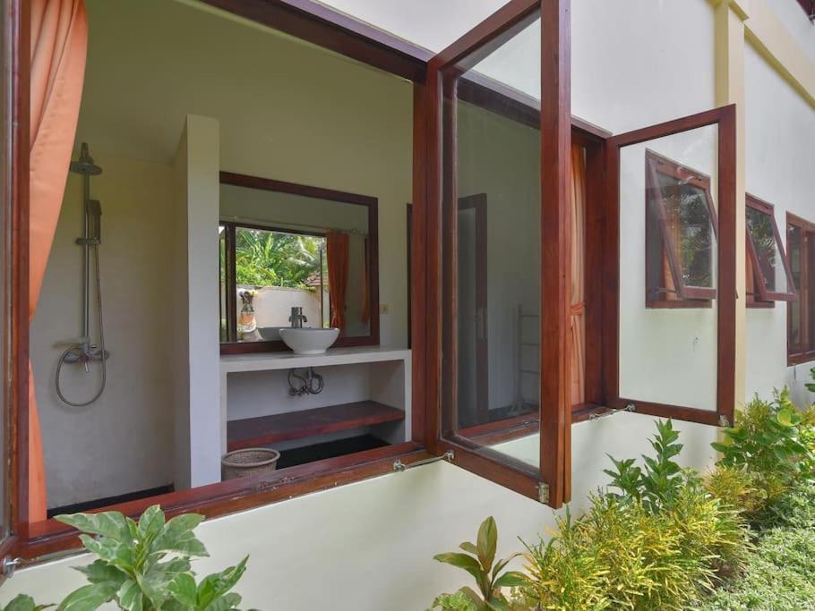 Villa Singkenken Kubutambahan  Luaran gambar