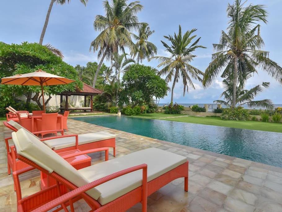 Villa Singkenken Kubutambahan  Luaran gambar