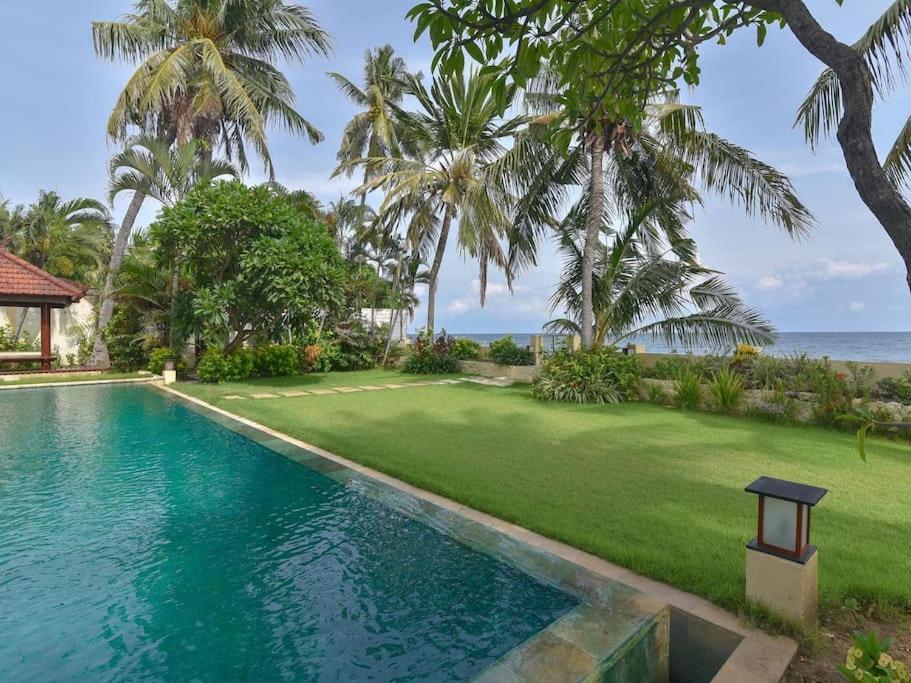 Villa Singkenken Kubutambahan  Luaran gambar